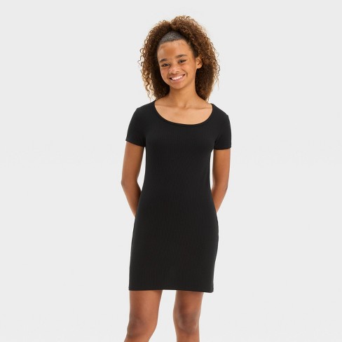 Girls short sleeve black dress hotsell