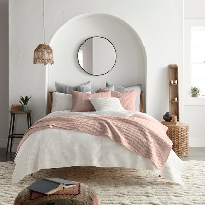Blush Full Microfiber Reversible Quilt and Sham Set