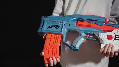 NERF Elite 2.0 Motoblitz Blaster with Scope, Motorized 10-Dart Blasting,  Airblitz 6 Darts, Outdoor Toys for 8 Year Old Boys & Girls