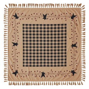 Pip Vinestar Table Topper 40x40 - 1 of 4