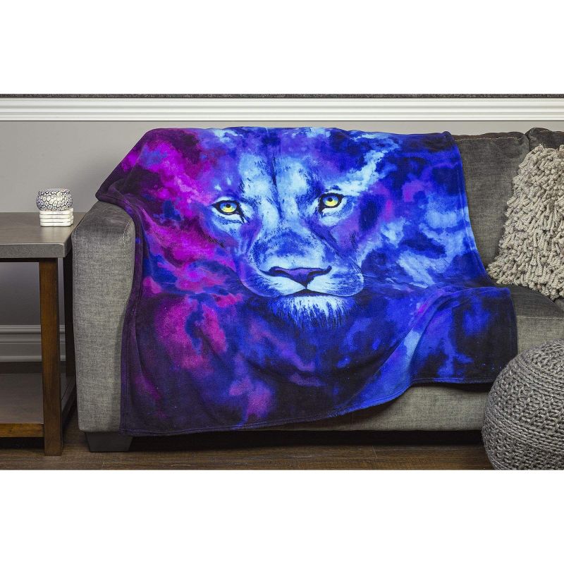 Dawhud Direct 50" x 60" Lion Celestial Fleece Throw Blanket for Women, Men and Kids, 3 of 6