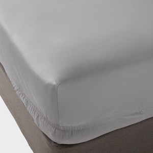 400 Thread Count Performance Fitted Sheet - Threshold™ - 1 of 4