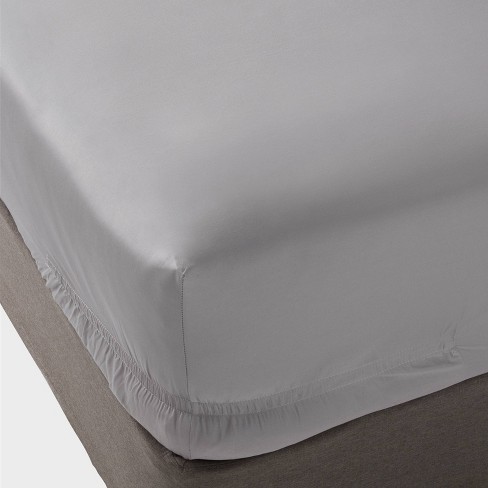 King 300 Thread Count Ultra Soft Fitted Sheet White - Threshold