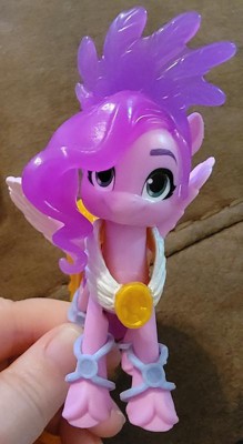 My Little Pony: A New Generation Mega Movie Friends Princess Petals -  8-Inch Pink Pony Figure with Comb, Toy for Kids Ages 3 and Up : :  Toys