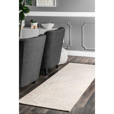 Elegant Ivory Geometric Handwoven Wool Runner Rug, 2' 6" x 8'