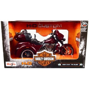 2021 Harley Davidson CVO Tri Glide Motorcycle Dark Red Metallic "H-D Custom" 1/12 Diecast Model Car by Maisto - 1 of 3