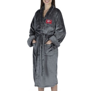 NFL Super Bowl 58 Kansas City Chiefs Luminary Champs S/M Bathrobe 25 x 47 Inches - 1 of 4