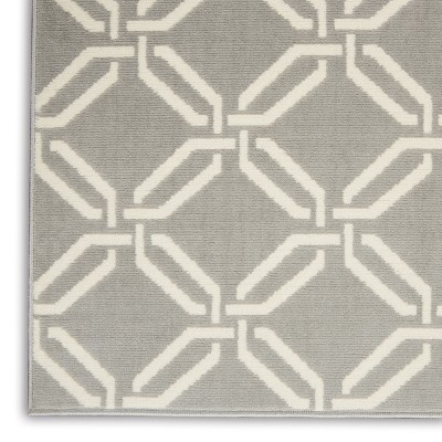 Trellis Chic Gray Synthetic 5' x 7' Hand-Knotted Area Rug
