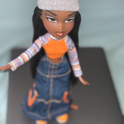 Bratz 20 Yearz Special Edition Original Fashion Doll Sasha, Multicolor