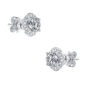 Guili 0.50ctw Elegant Stud Earrings with Lab-Created Moissanite in a Round Halo Floral Cluster Design – Timeless & Sparkling - 1 of 2