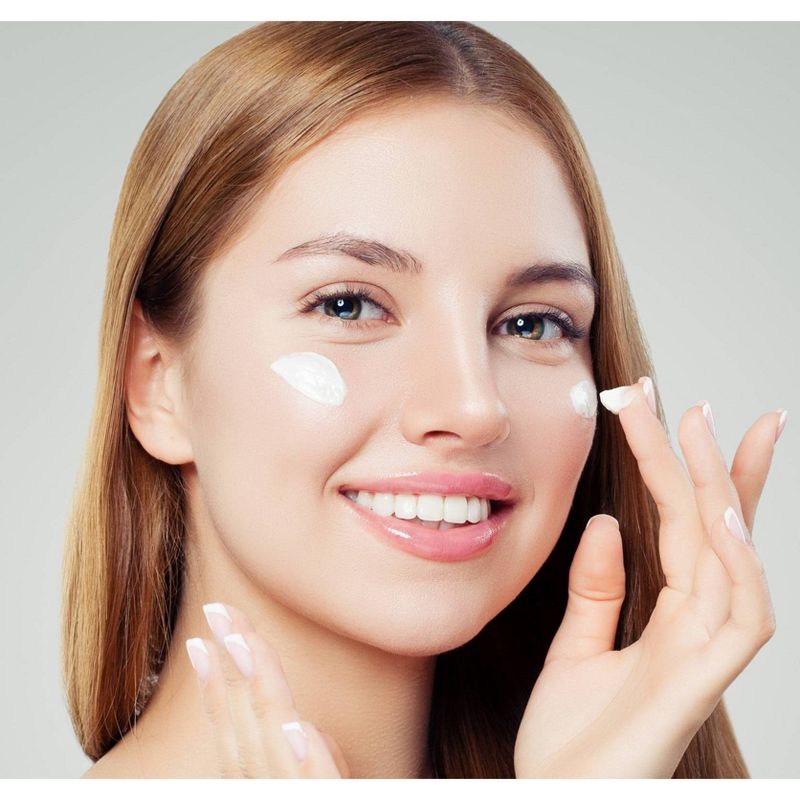 Azure Skincare Hyaluronic and Retinol Day Cream - 1.69 fl oz, 4 of 5