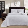 Gulches King Reversible Bedspread Set White - 2 of 4