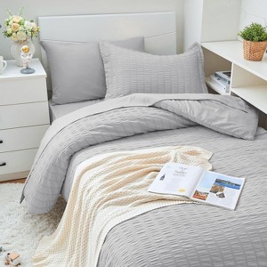 Bed in a Bag 7 Pieces Comforter Set for All Season - 1 of 4