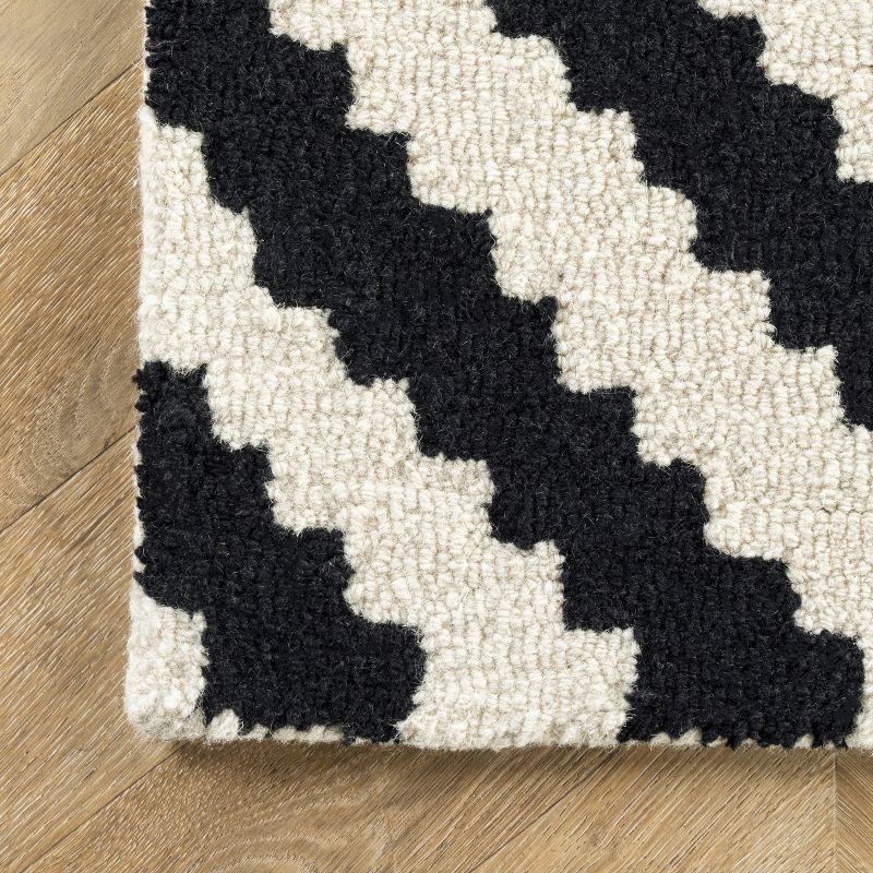 nuLOOM Kellee Hand Tufted Geometric Wool Area Rug, 6 of 16