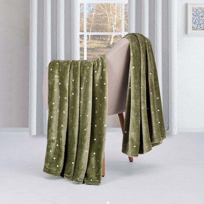 Fleece Plush Throw Blanket Medium Weight Fluffy Soft Decorative Bedding by Blue Nile Mills