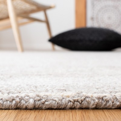 Hand-loomed Gray Wool & Viscose 6' x 9' Rectangular Area Rug