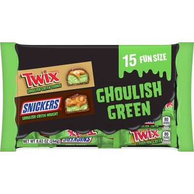 Snickers, Twix Halloween Candy Fun Size Ghoulish Green Chocolate Variety Bag Mix - 8.63oz/15ct