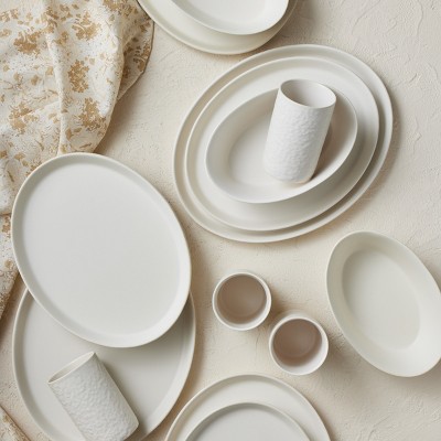 Katachi Ivory Stoneware 16-Piece Dinnerware Set for 8