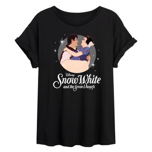 Women's - Disney - Circled in Love Oversized Graphic T-Shirt - 1 of 4