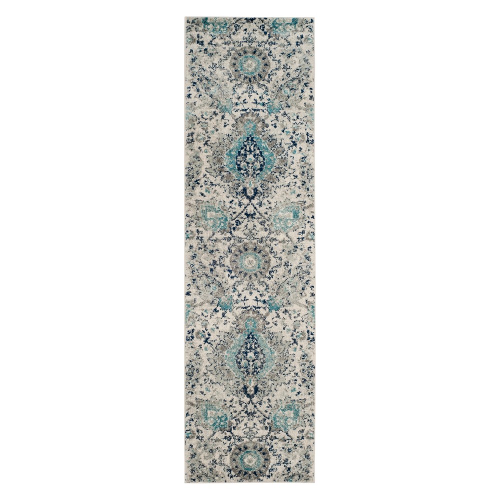 2'3inx6' Medallion Loomed Runner Cream/Light Gray - Safavieh