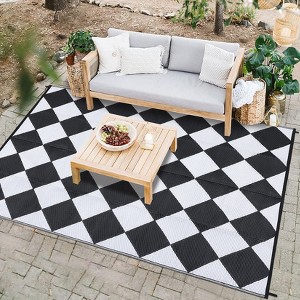 Outdoor patio rug, plastic straw. Waterproof, reversible, modern geometric trellis. For porch, RV, backyard, pool, picnic, beach, camping - 1 of 4