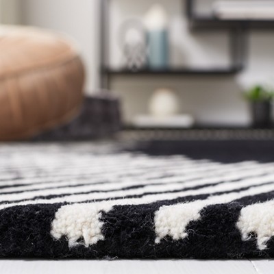 Black and Ivory 5' Square Wool Tufted Area Rug
