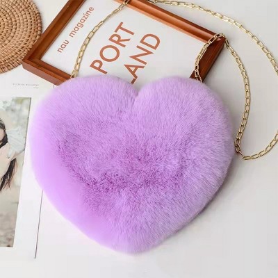 Boersma Plush Heart Shoulder Bag for Women – Soft Chain Crossbody Purse, Valentine's Day Party Clutch, Cute Furry Handbag Gift