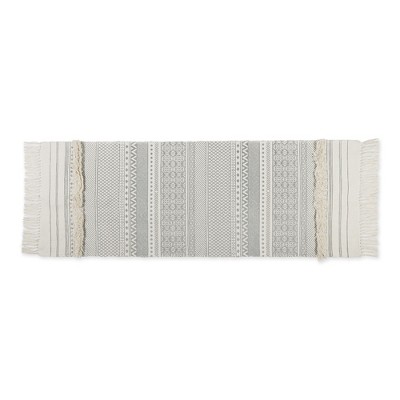 Design Imports Shabby Chic Textured Fringe - Gray - 2 Ft 3 In X 6 Ft