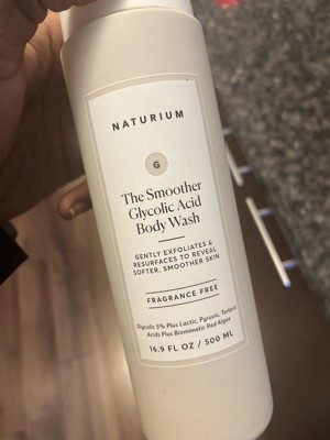 Naturium The Smoother Glycolic Acid Exfoliating Body Wash