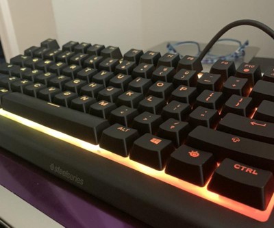 SteelSeries - Apex 3 TKL Wired Membrane Whisper Quiet Switch Gaming  Keyboard 