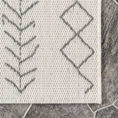 Serna Ivory Moroccan 3'x5' Easy Care Synthetic Rug