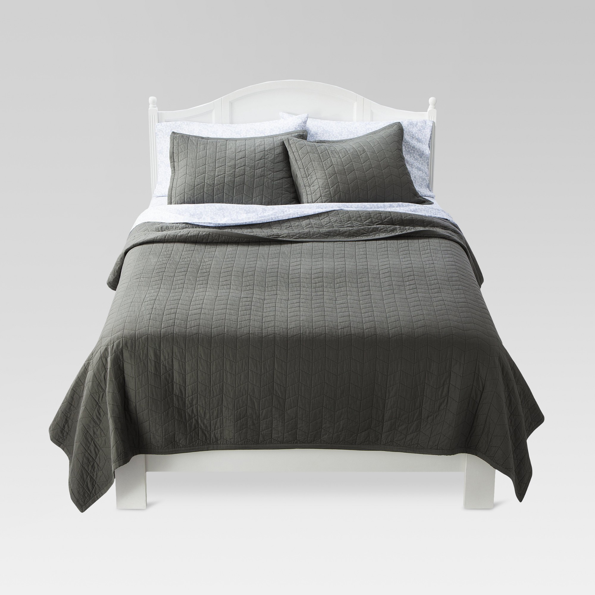 Gray Vintage Washed Solid Quilt (Queen) - Threshold