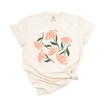 Simply Sage Market Women's Pink Daisies Short Sleeve Garment Dyed Tee