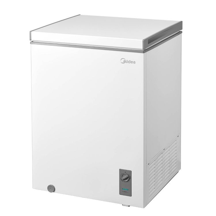 Midea 5.1 cu ft Chest Freezer White, 1 of 10