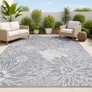 Bahamas Modern All-Over Floral Indoor/Outdoor Area Rug - JONATHAN Y - 1 of 4