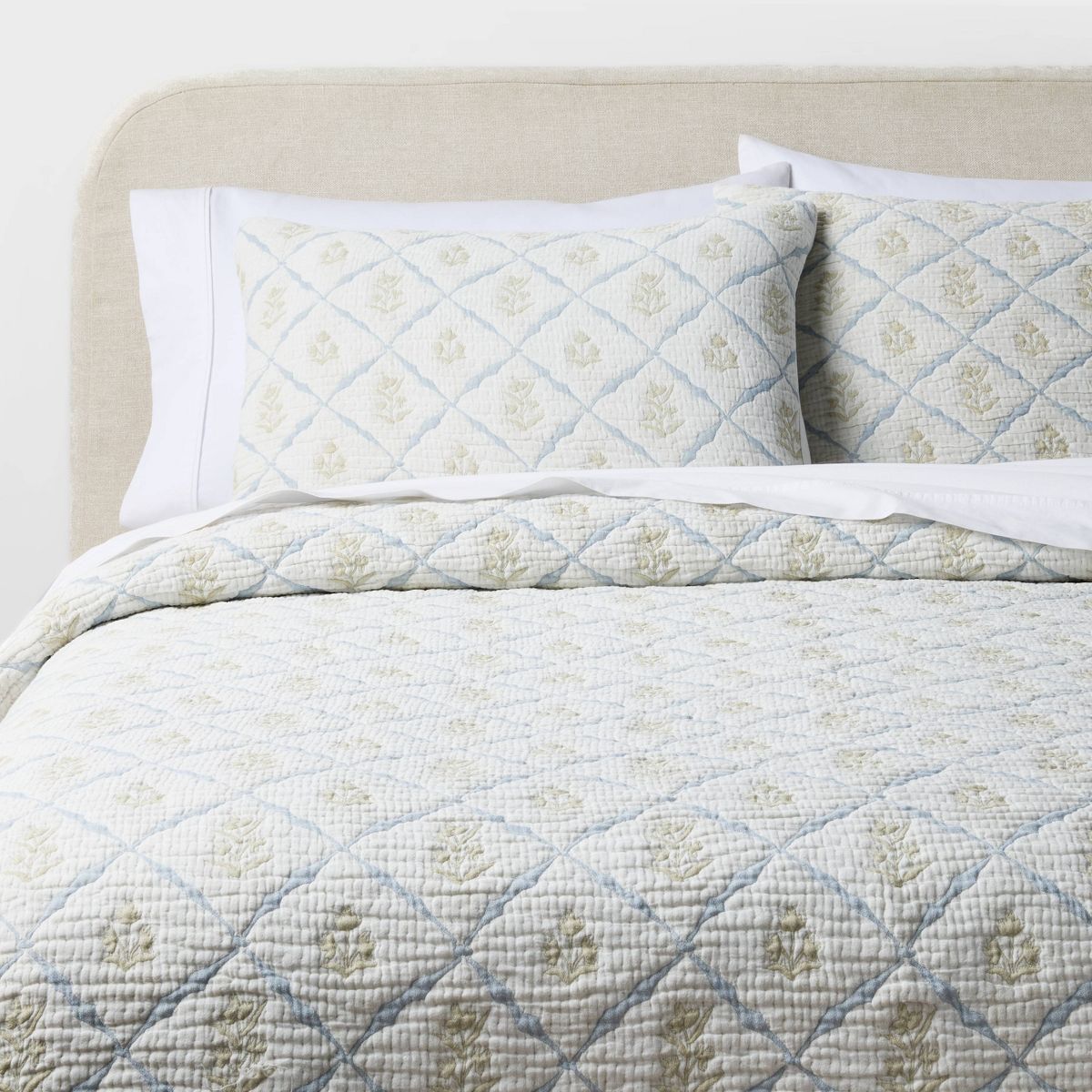 3pc Full/Queen Reversible Lightweight Matelasse Quilt and Shams Set Cottage Floral Green - Threshold™