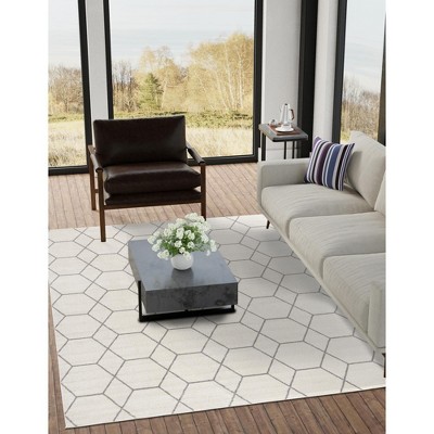 Ivory and Gray Synthetic 4' x 6' Trellis Area Rug