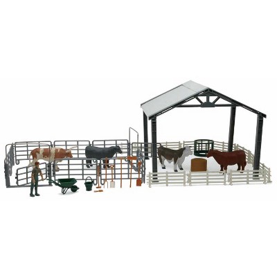 New Ray 1/18 Plastic Ranch Cow Deluxe Building Set SS-05135
