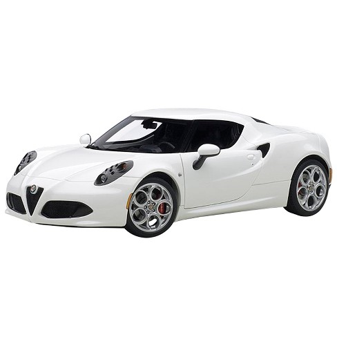 Alfa Romeo 4C Glossy White 1/18 Model Car by Autoart