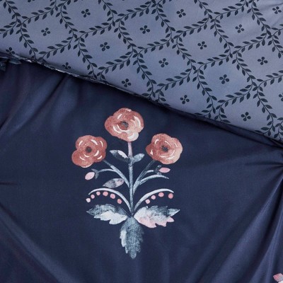 Navy Cotton Pintuck Floral King/Cal King Bedspread Set