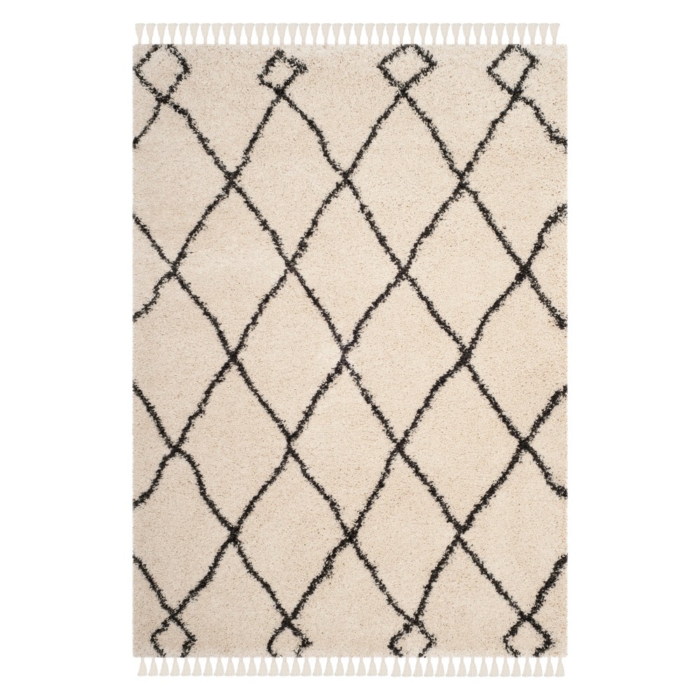 5'1inX7'6in Geometric Area Rug Cream/Charcoal - Safavieh