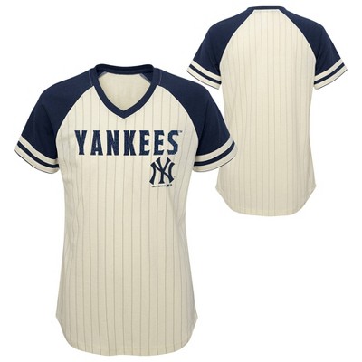 yankees striped jersey