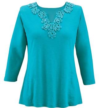 Collections Etc Decorative Raised Flower Detail V-Neck 3/4 Sleeve Stop