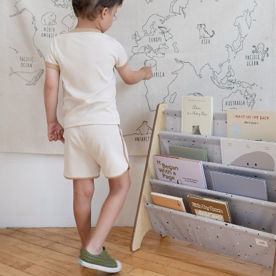 Light Gray Terrazzo Kids Book Rack with Recycled Fabric