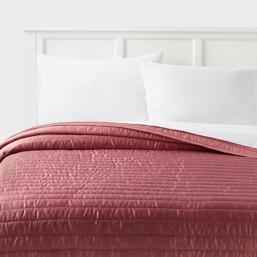 Photos - Bed Linen King Satin Quilt Rose Pink - Room Essentials™