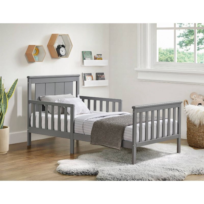 Oxford Baby Lazio Wood Toddler Bed, 3 of 4