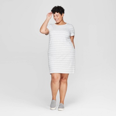 plus size white t shirt