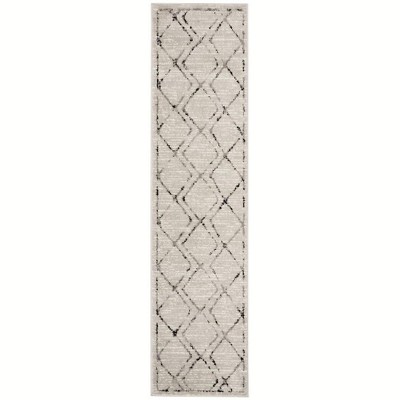 Skyler SKY197 Power Loomed Indoor Rugs - Safavieh