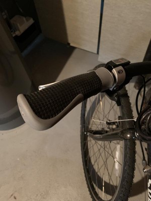 Schwinn mountain sale bike handlebar grips