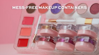 FAO Schwarz Glitz & Glam Portable Vanity Girls' Makeup Case
